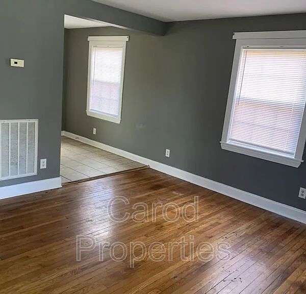 208 Windley St #C — Photo 4