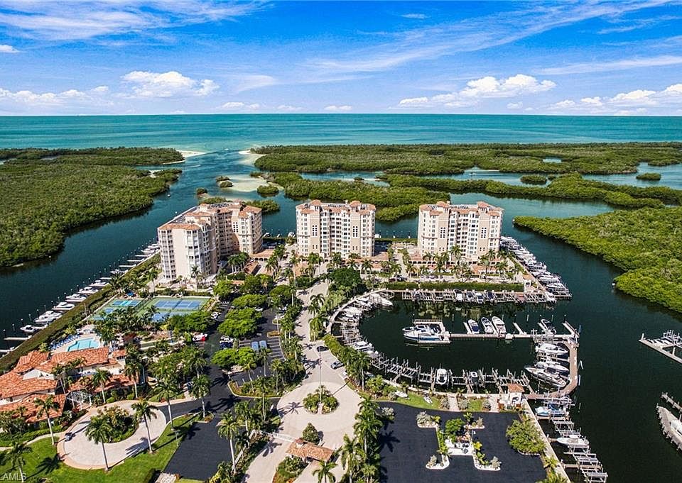 1st image of 425 Dockside DR #703