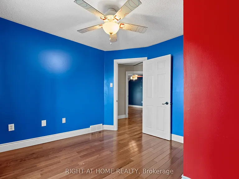 204 Beach Blvd — Photo 24