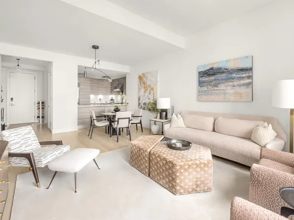 155 West 11th Street 14D image 2 of 21