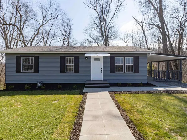 208 Stone St, Bridgeport, WV 26330