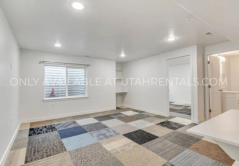 4249 E Hill View Dr — Photo 14