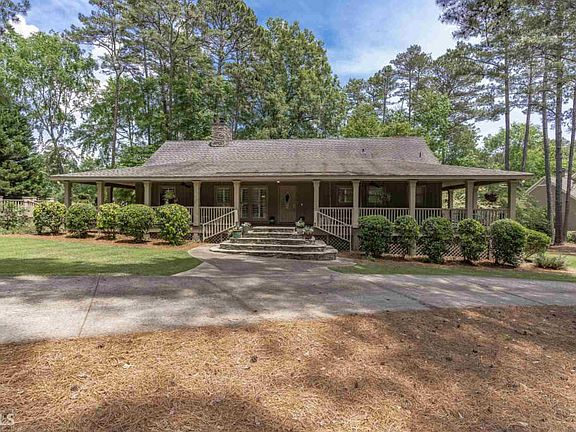 2nd image of 1390 Bennett Springs Dr
