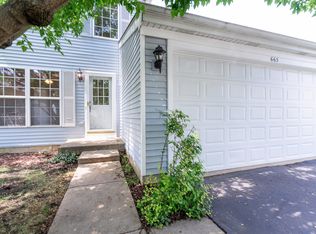 665 Springwood Dr, Joliet, IL 60431