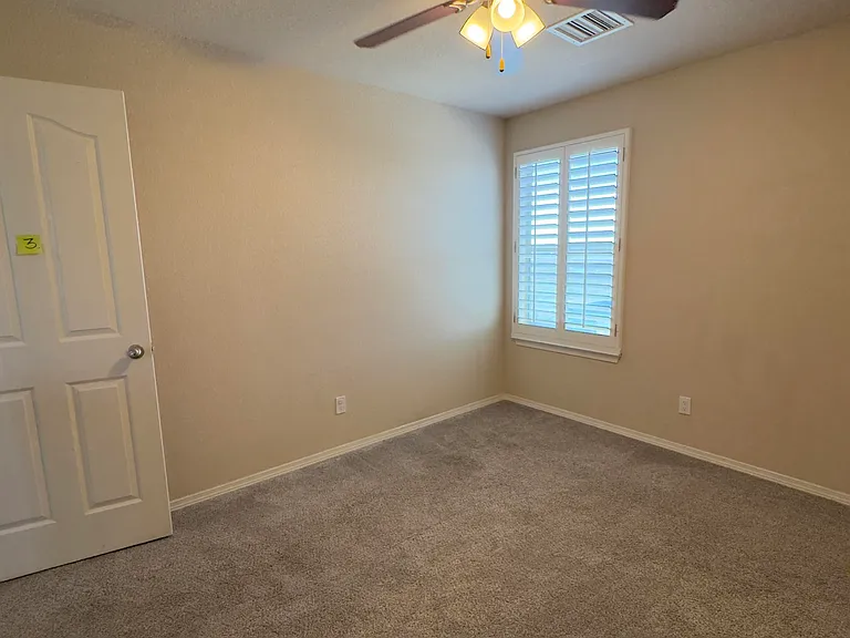 7665 Mundy Creek Dr — Photo 40