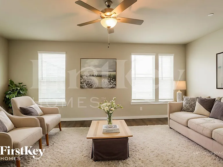 446 S Centro Cir — Photo 4