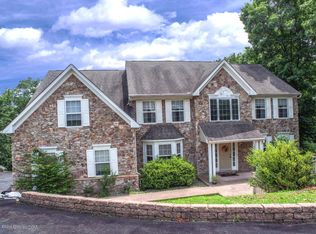 129 Water Tower Cir, East Stroudsburg, PA