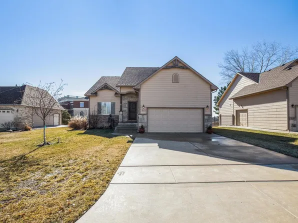 1523 W Oxford Ct, Andover, KS 67002