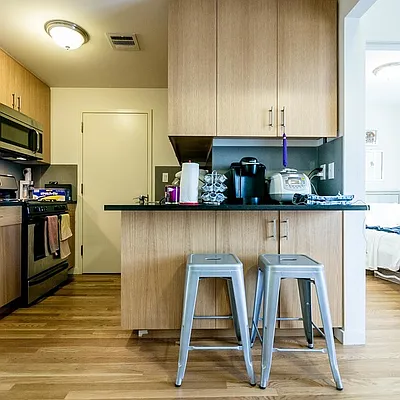 Rented by Nooklyn NYC LLC | media 31