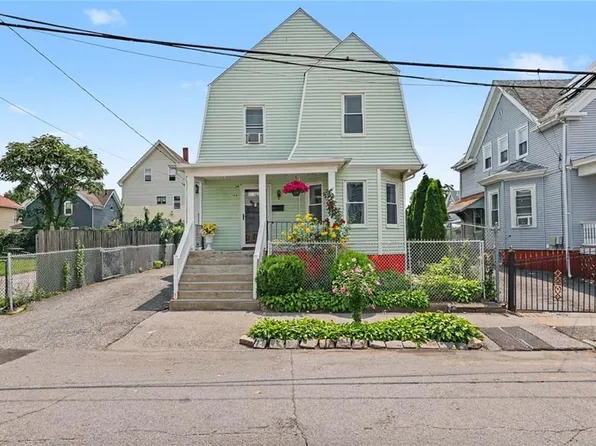 304 Indiana Ave, Providence, RI 02905