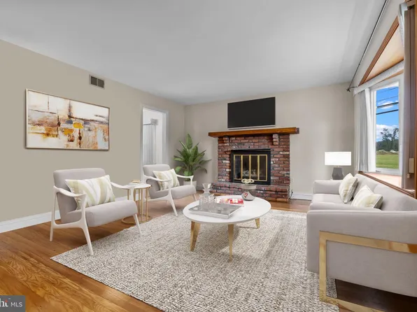 1605 Old Lincoln Hwy, Langhorne, PA 19047