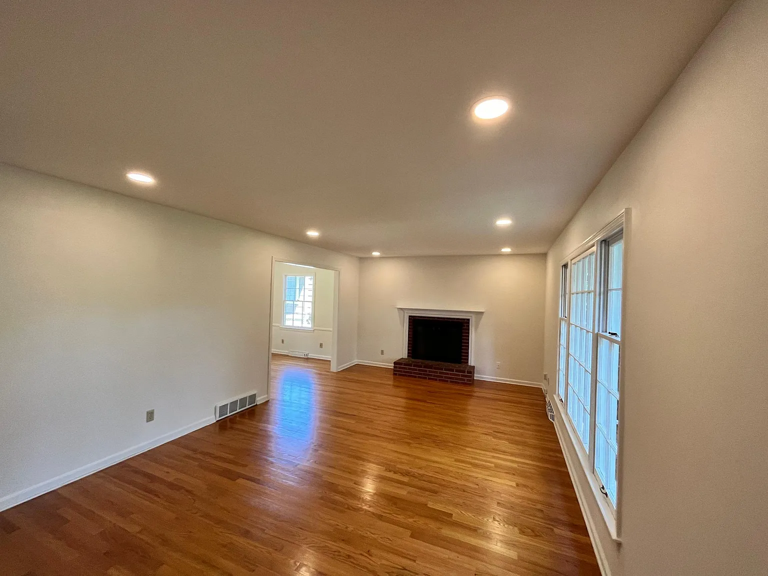 7520 Aberdeen St — Photo 4