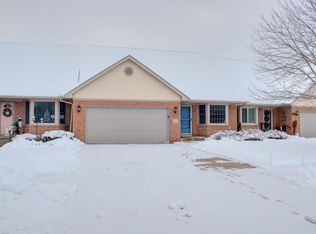 914 Chipman Ln, Owosso, MI 48867