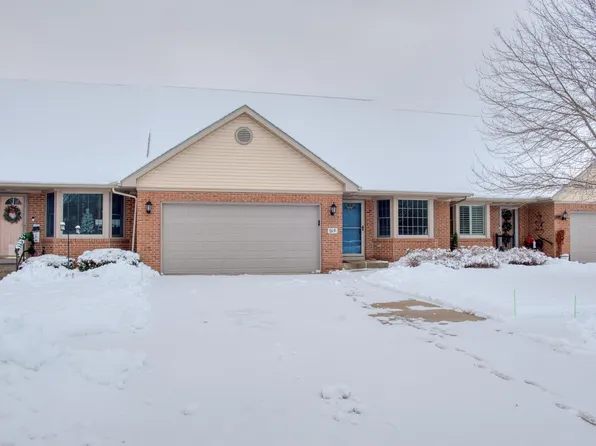 914 Chipman Ln, Owosso, MI 48867