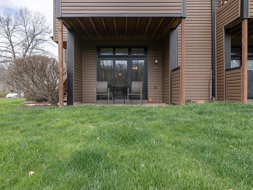 1st image of 13822 Amiot Dr APT B