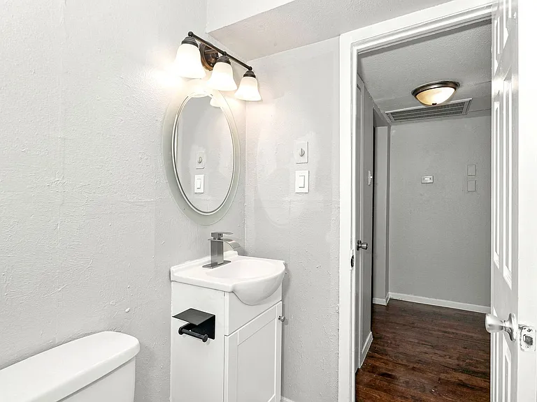5317 Junius St — Photo 21