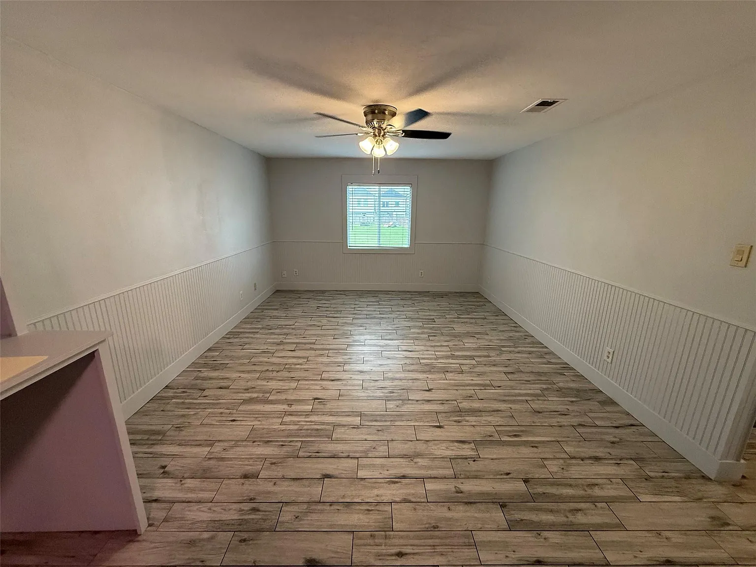 2 bed, 1.0 bath, 1776 sqft, $1,500 — Photo 4