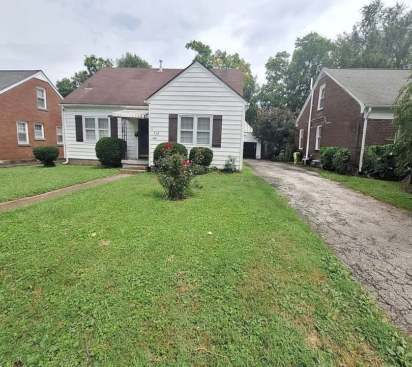 753 Lynn Rd