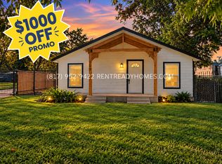 959 Woods Ave #A, Fort Worth, TX 76102