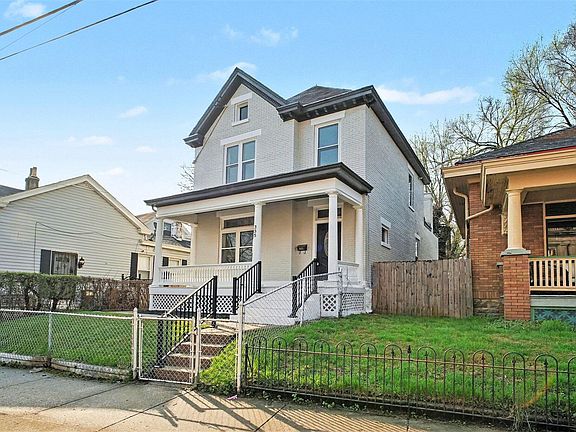 2nd image of 335 E 17th St