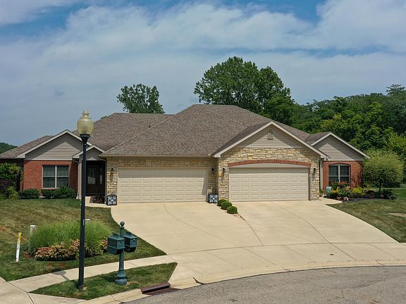 2nd image of 1226 Sherwood Ct