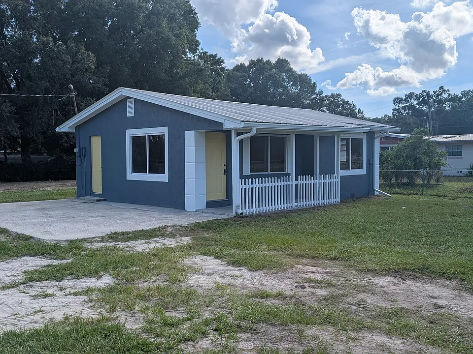 3206 Old Tampa Hwy