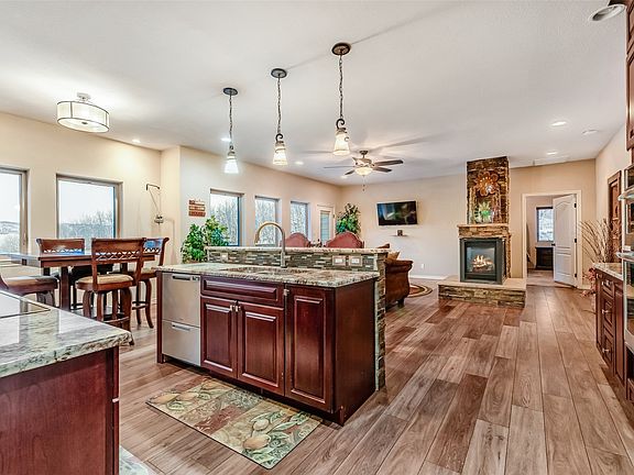 2nd image of 53 Anhinga Rd