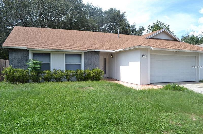 1st image of 1038 Casasia Dr