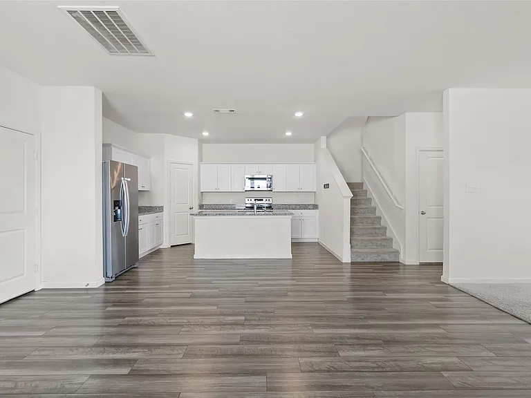 14707 Callard Ct — Photo 9
