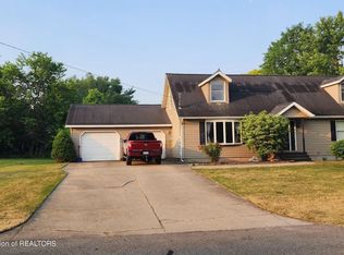 11104 Cobblestone Ln, Grand Ledge, MI