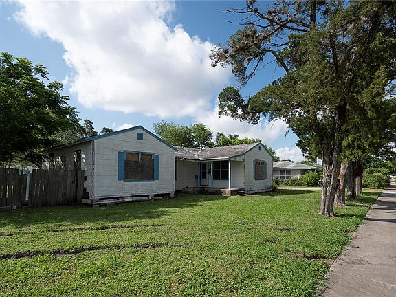 2nd image of 4942 Cosner Dr