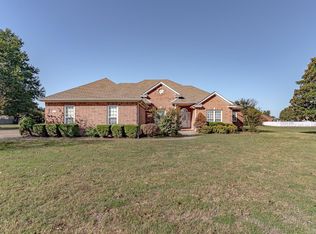 901 Balcom Ln, Trumann, AR 72472