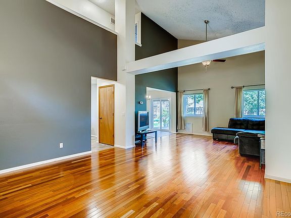 4th image of 17041 Vineland Dr