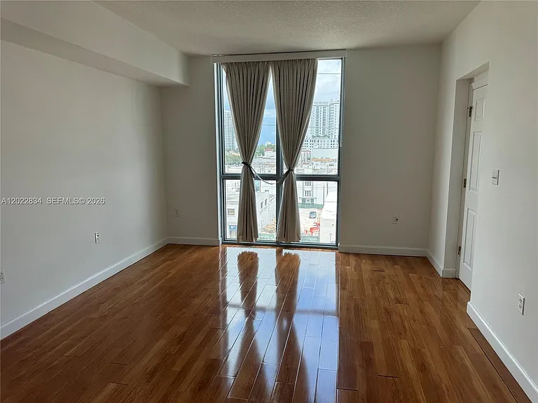 140 S Dixie Hwy #521 — Photo 3