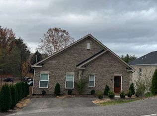 5035 Merriman Rd, Roanoke, VA 24018