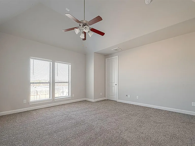 2634 Texas St — Photo 38