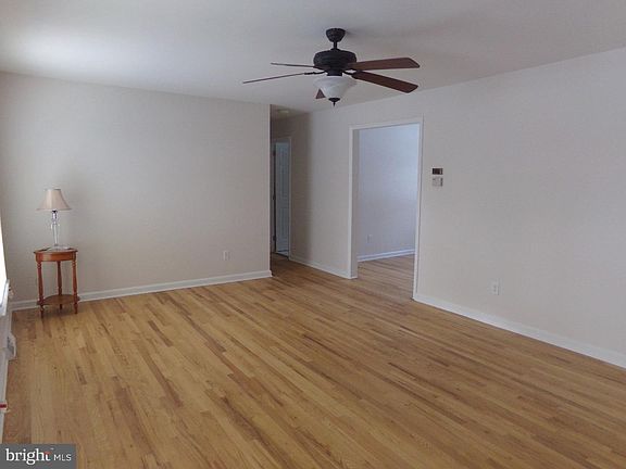 3rd image of 3018 Candlewood Dr