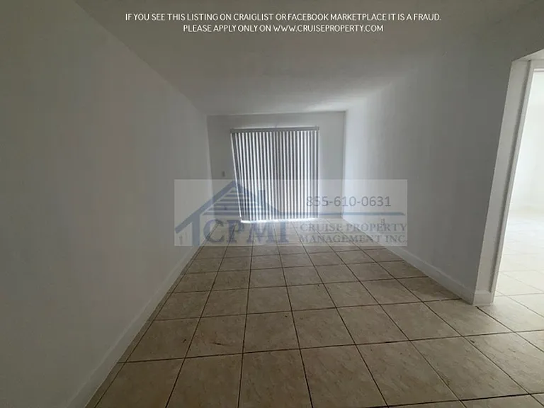 1095 W 77 St Hialeah, FL 33014 — Photo 19