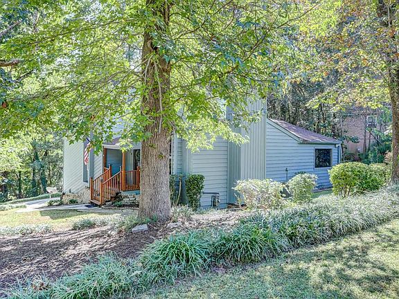 2nd image of 4514 Dover Ct