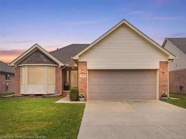 15605 Cucci Dr, Clinton Township, MI 48038