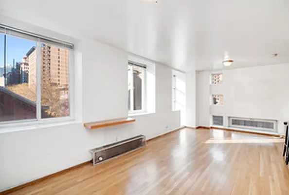 Rented by Compass | media 9