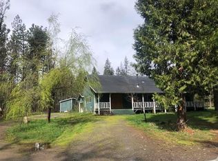 918 Garner Rd, Cave Junction, OR 97523