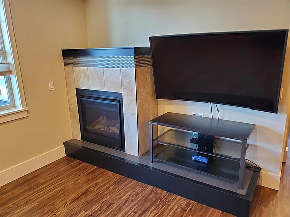 5th image of 24493 E Pinnacle Ct E
