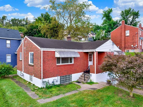 209 E Fairmont Ave, Trafford, PA 15085
