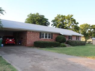 4106 Paradise St, Vernon, TX 76384