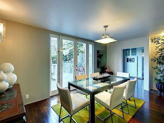 5th image of 6325 Rodgerton Dr