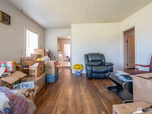 5th image of 3101 Sumner Avenue