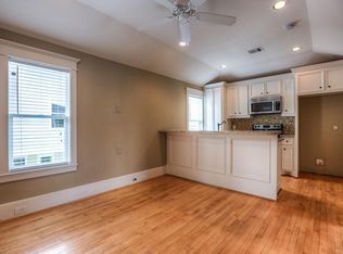 928 Waverly St #B, Houston, TX 77008