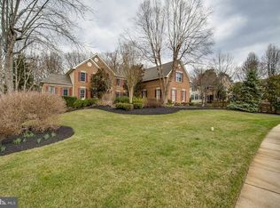 3411 Oakton Chase Ct, Herndon, VA 20171