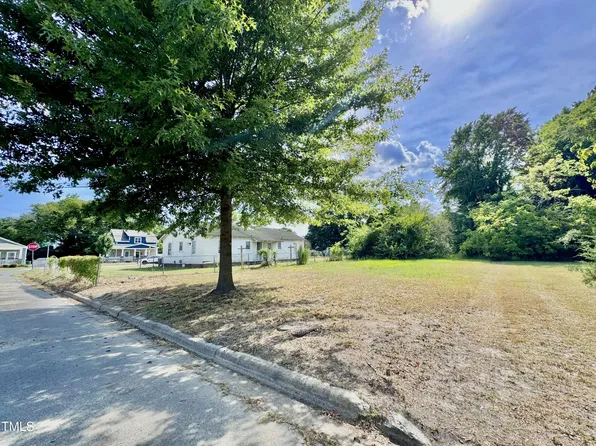 805 Vanderbilt Ln #8, Greenville, NC 27834